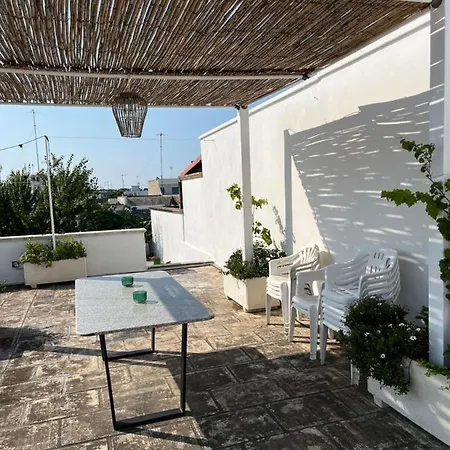 Ferienhaus La Marina Sant Isidoro (Apulia)